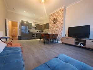 Living area - Property located in Brighton city centre, in close proximity to main attractions (Brighton and Hove)