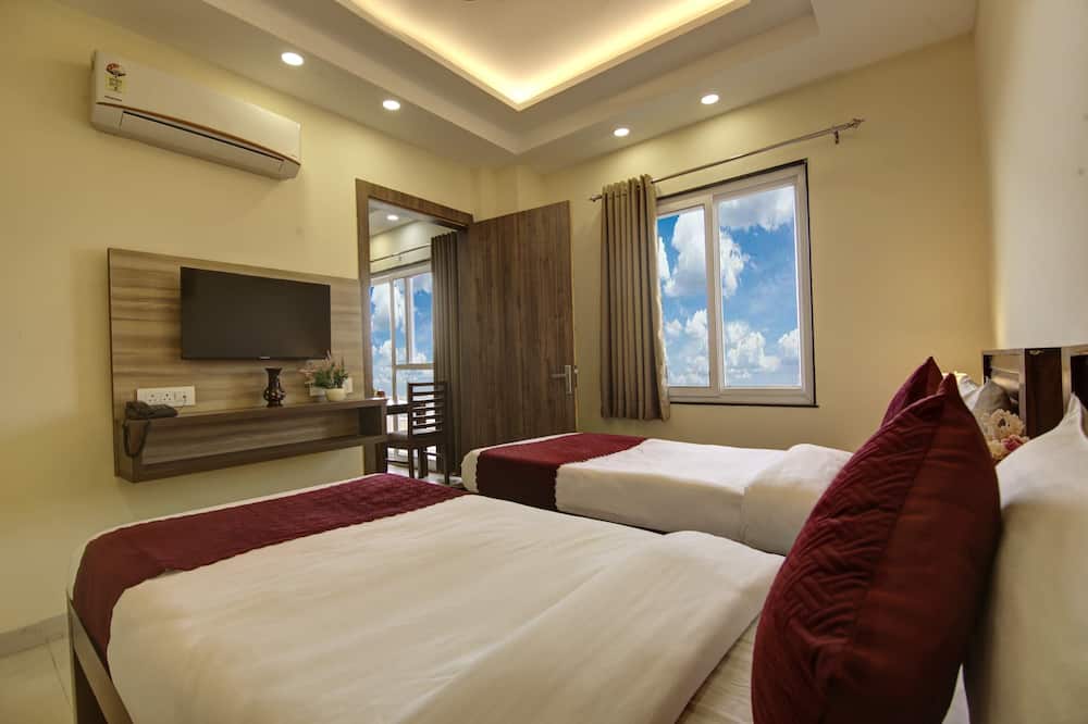 Limewood Stay Gold-ARTEMIS & Golf Course