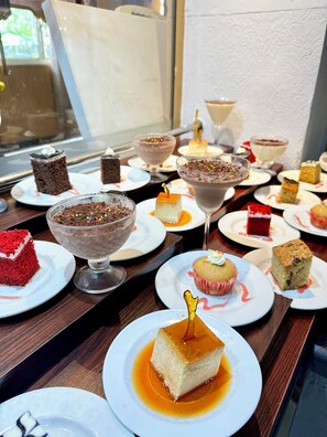 Desayuno buffet incluido todos los días