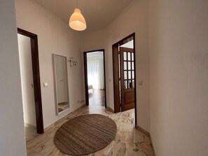 Interior - Porta 12 - Apartamento 11 (Faro)