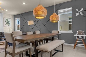 Dining - 6 Bedrooms/ 4.5 Bathrooms/Windsor Island (4063 LA) (Davenport)