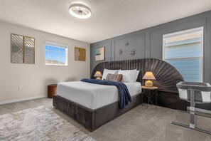 6 bedrooms, iron/ironing board, travel cot, WiFi