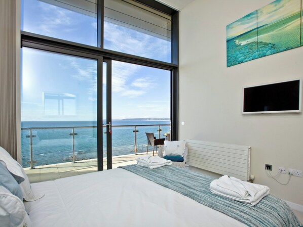 2 bedrooms, free WiFi