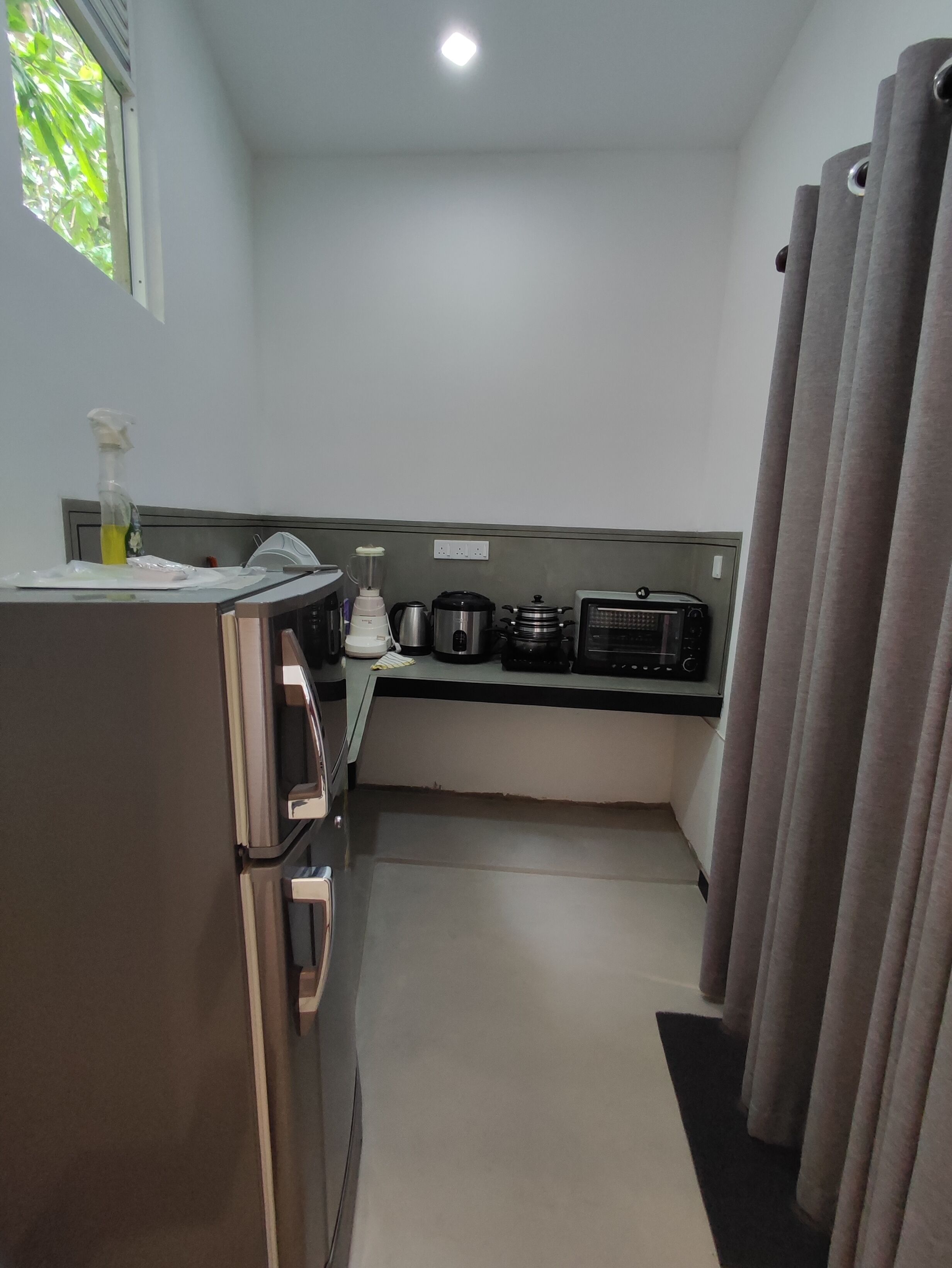 Fridge, oven, toaster, rice cooker