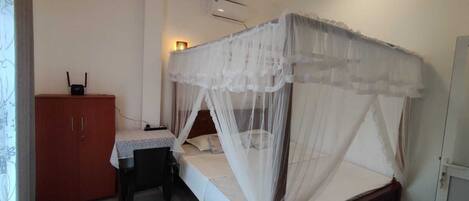 2 bedrooms, premium bedding, desk, laptop workspace