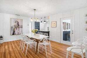 Dining - 4 BR, 5 Bed, 2 King, 2 Bath, Private Pool (Cocoa Beach)