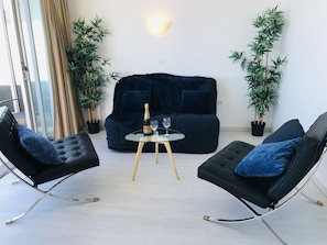 Panoramic Penthouse, Multiple Beds, Pool Access, Sea View (212) | Living area | 38-cm flat-screen TV with cable channels - Costa Plana Collection (Cap d'Ail)