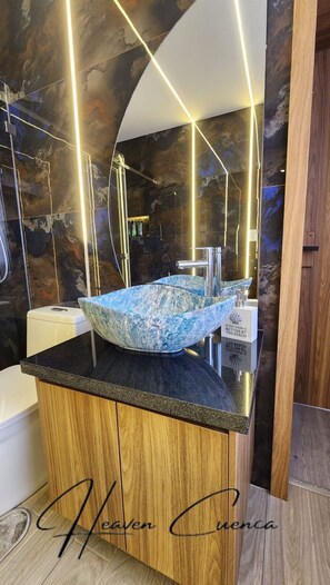 Towels, soap, shampoo, toilet paper