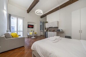 1 bedroom, iron/ironing board, WiFi, bed sheets - [Ghirlandina] Fantastic loft in the city center (Modena)