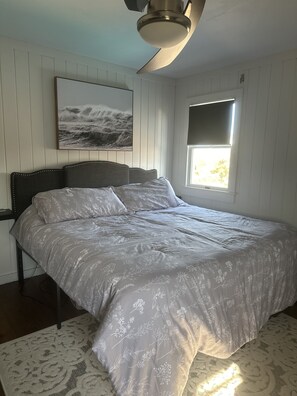 3 bedrooms, desk, free WiFi, bed sheets - Seaside Escape! completely renovated. Ocean views steps to private beach   (Rodanthe)