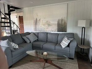 Smart TV, fireplace - Seaside Escape! completely renovated. Ocean views steps to private beach   (Rodanthe)