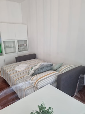 1 bedroom, iron/ironing board, WiFi, bed sheets - Elegant and quiet one-bedroom apartment in Central-Gioia area (Milano)