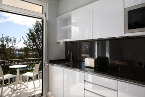 Fridge, microwave, coffee/tea maker, electric kettle