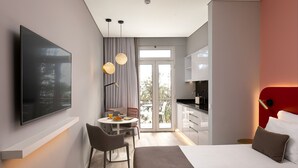 1 bedroom, iron/ironing board, travel cot, free WiFi - King David Suites 201 by Madeira Sun Travel (Funchal)