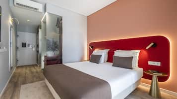 1 slaapkamer, een strijkplank/strijkijzer, reisbedje, gratis wifi