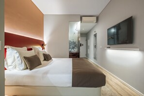 1 bedroom, iron/ironing board, travel crib, free WiFi