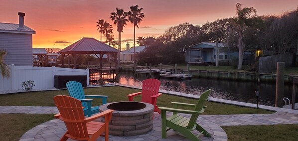 Terrace/patio - St Augustine waterfront home on canal w/ private dock, walk to beach! (St. Augustine)
