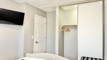 3 Schlafzimmer, Bügeleisen/Bügelbrett, Reisekinderbett, WLAN