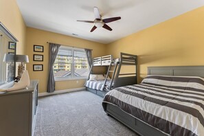3 Schlafzimmer, Bügeleisen/Bügelbrett, WLAN, Bettwäsche