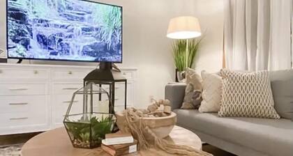 Home Calls the Heart- 10 minutes to Mayo. Split-level home with fenced-in yard.