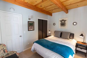 2 chambres, fer et planche à repasser, Wi-Fi gratuit, draps fournis