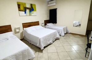 Standard Room | Desk, free WiFi - Itaipu Hotel (Foz do Iguaçu)