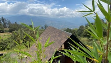 Deluxe Chalet | 1 bedroom, premium bedding, down comforters, bed sheets