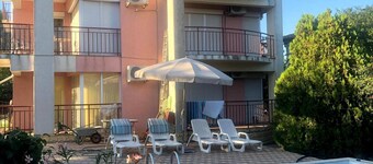 Poki Apartment - Bulgaria near Sunny Beach. Pet-Friendly.