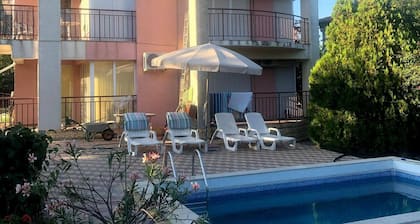 Poki Apartment - Bulgaria near Sunny Beach. Pet-Friendly.