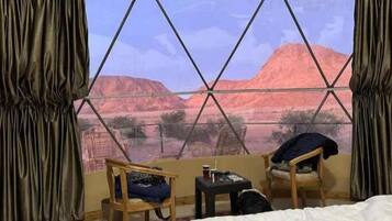 10 bedrooms, in-room safe, blackout curtains, soundproofing