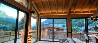 Chalet 'Aikoa' con vistas a la montaña, terraza privada y Wi-Fi