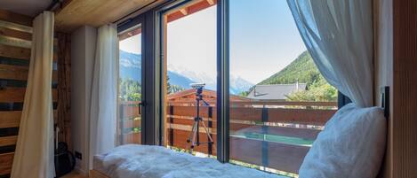 5 slaapkamers, een strijkplank/strijkijzer, gratis wifi, beddengoed