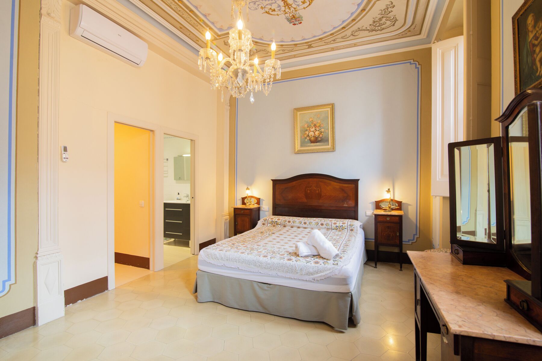 5 Schlafzimmer, Bügeleisen/Bügelbrett, kostenloses WLAN, Bettwäsche