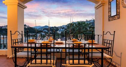 La Quinta Hills Penthouse with Rooftop Terrace