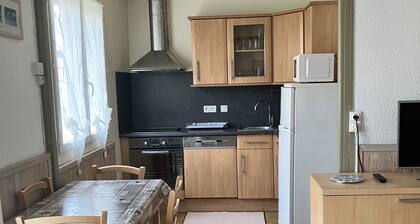 TrÚs bel Appartement en RDC de Villa à Promité du Centre Ville et de la Plage