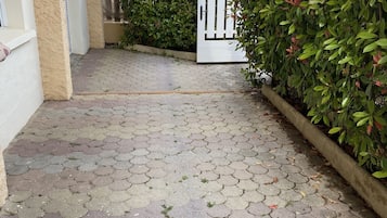 Enceinte de lâhĂ©bergement