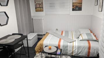 1 chambre, Wi-Fi gratuit, draps fournis