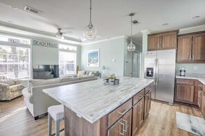 Interior - 020 Gulf Dr. - 2 bedroom & 2 Baths - Includes Golf Cart - Venture Out Resort (Panama City Beach)