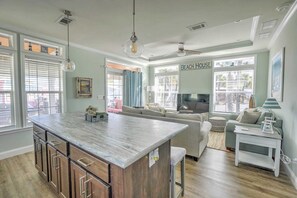 Interior - 020 Gulf Dr. - 2 bedroom & 2 Baths - Includes Golf Cart - Venture Out Resort (Panama City Beach)