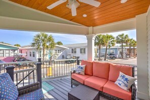 Terrace/patio - 020 Gulf Dr. - 2 bedroom & 2 Baths - Includes Golf Cart - Venture Out Resort (Panama City Beach)