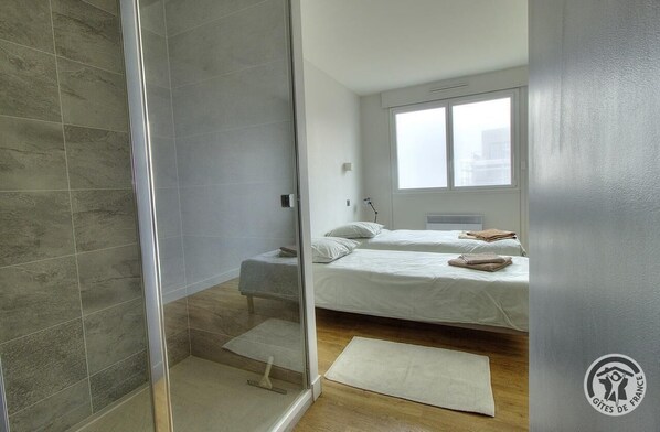 2 bedrooms, free WiFi