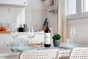 Dining - Holiday Apartment 'Casa Tomás B' with Sea View, Shared Pool and Wi-Fi (Villaverde)
