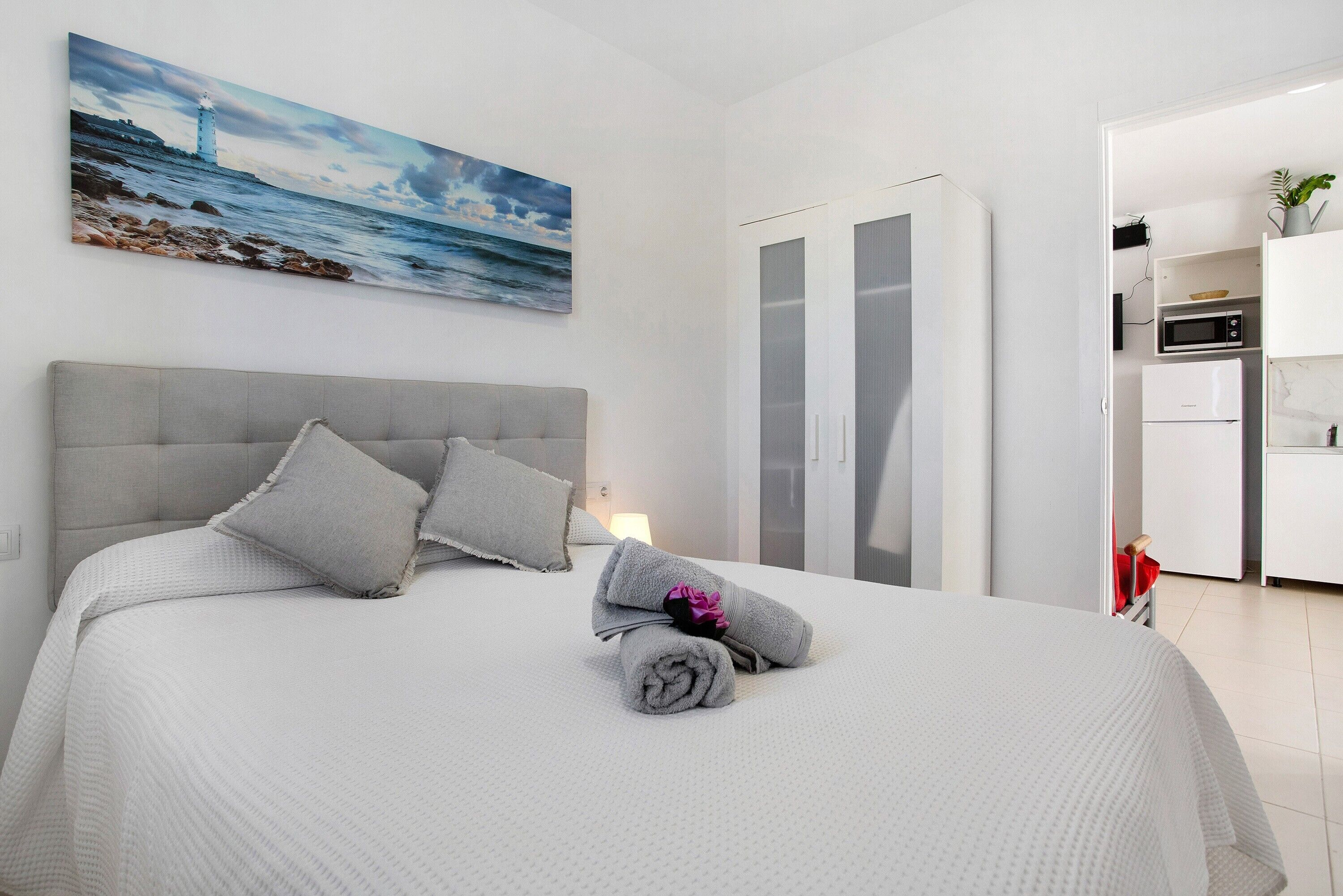 2 camere, ferro/asse da stiro, Wi-Fi gratuito, lenzuola