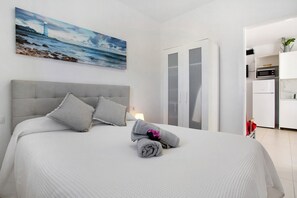 2 quartos, ferros/tábuas de passar roupa, Wi-Fi de cortesia