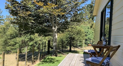 Cute farm cottage close to Waihi Beach