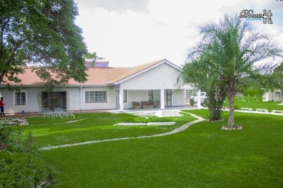 New 3 bed house , open plan kitchen / Lounge.. Sleeps 6. Borehole water, solar