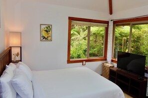 1 غرفة نوم وخزنة داخل الغرفة وواي فاي وملاءات أسرّة