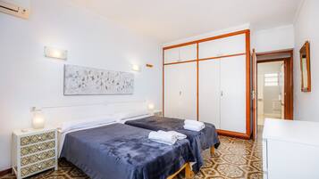 3 habitaciones, wifi gratis y ropa de cama