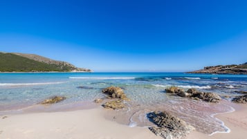 Playa en los alrededores