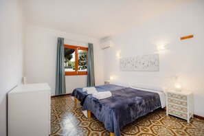 3 chambres, Wi-Fi gratuit, draps fournis